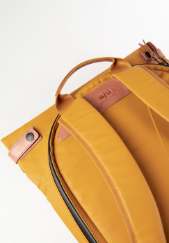 aun&tuncles Japan Osaka Rucksack 15" mustard