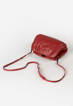 aunts&uncles Mrs.Frosting intense rust.