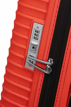 Samsonite UPSCAPE Sp.55/20  Exp. Length 40 cm Lava