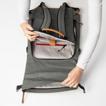 aunts&uncles Rucksack Fukui Japan gravity grey