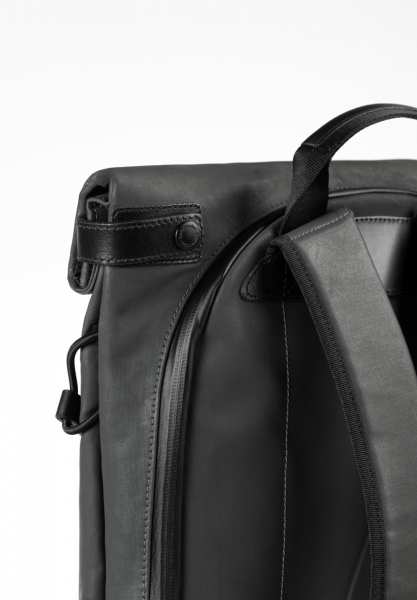 aunts & uncles Rucksack Yokohama volcanic ash