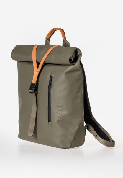 aunts&uncles Tama RE fallen rock