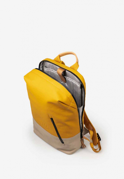 aunts&uncles Rucksack Hamamatsu Japan amber