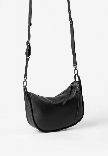 aunts&uncles Raven jet black